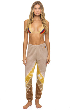 HAND DYED V SWEATPANTS - TIE DYE SAND // CINNAMON