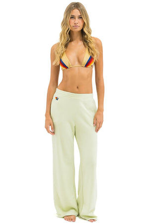 WIDE LEG POCKET SWEATPANTS - LIME CREAM