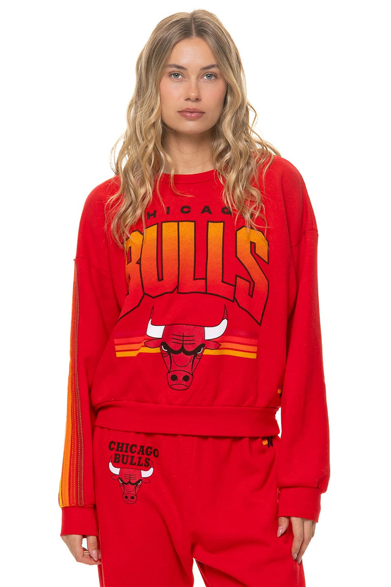 CHICAGO BULLS 2026 RELAXED CREW SWEATSHIRT - BULLS RED