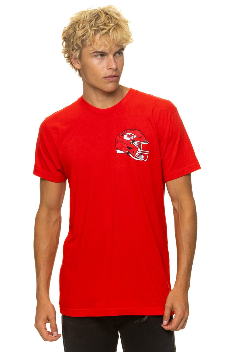 KANSAS CITY CHIEFS HELMET CREW TEE SHIRT - RED