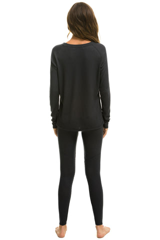 WOMEN'S THERMAL BASE LAYER SET - TITANIUM BASE LAYER Aviator Nation