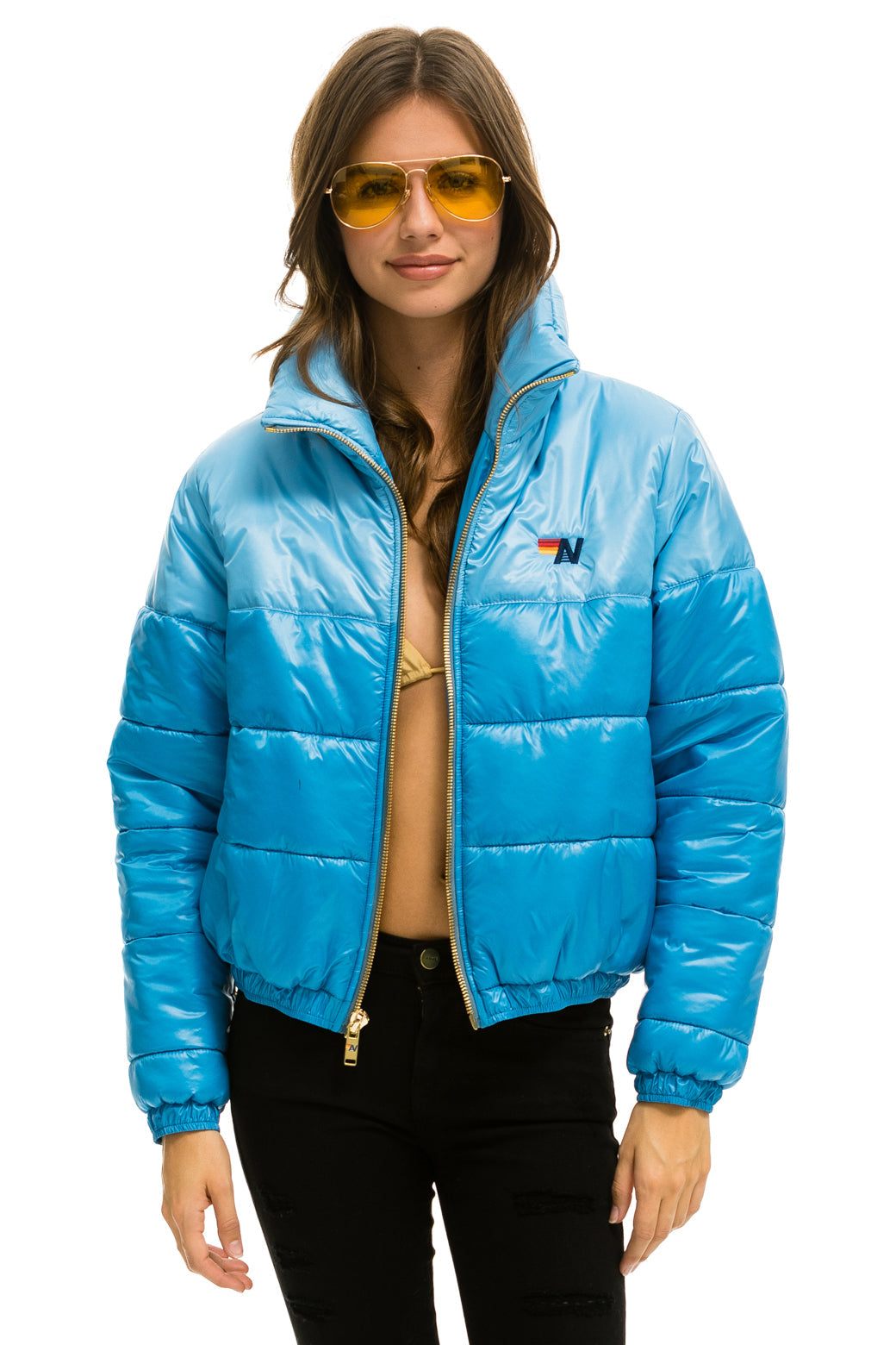 WOMEN&#39;S COLOR BLOCK LUXE APRES PUFFER JACKET - SKY GLOSSY Jacket Aviator Nation 
