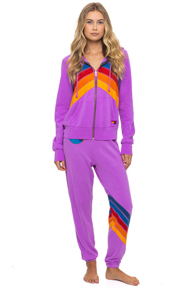 ALL SEASONS CIRCLE CHEVRON SWEATPANTS - NEON PURPLE