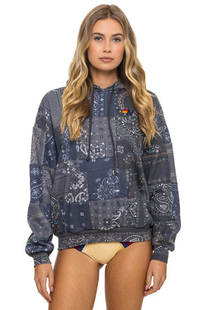 BANDANA QUILTED RELAXED PULLOVER HOODIE - CHARCOAL