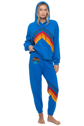 MOUNTAIN STITCH CHEVRON PULLOVER HOODIE RELAXED