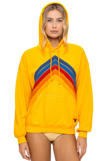 MOUNTAIN STITCH CHEVRON PULLOVER HOODIE RELAXED - GOLD