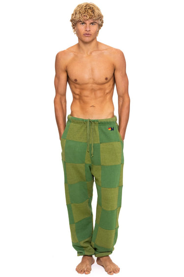 CHECK QUILTED SWEATPANTS - JUNGLE GREEN // PALM