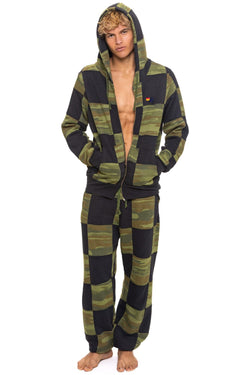 CHECK QUILTED SWEATPANTS - SMOKE // CAMO