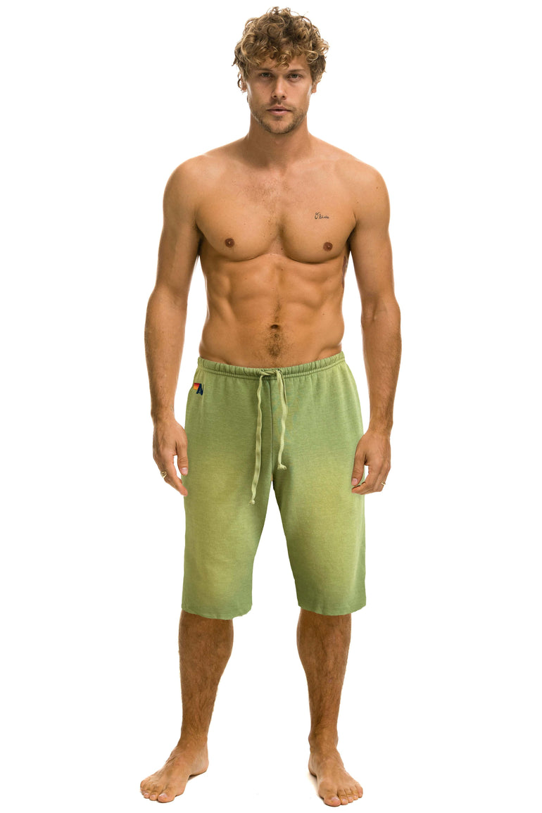 ESSENTIAL SWEATSHORTS - FADED ARMY