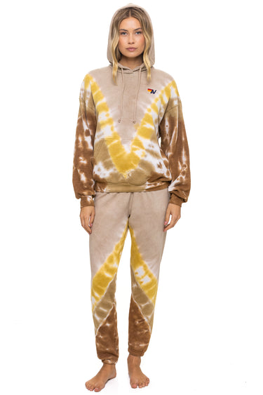HAND DYED V SWEATPANTS - TIE DYE SAND // CINNAMON