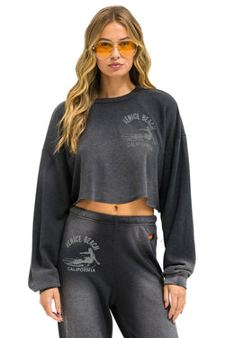 VENICE SURFER CROPPED CREW SWEATSHIRT RELAXED - FADED SMOKE