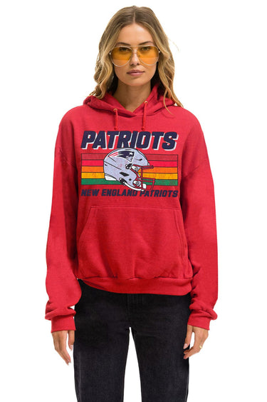 NEW ENGLAND PATRIOTS HELMET RELAXED PULLOVER HOODIE - FLASH RED