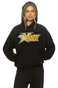 VANDERBILT UNIVERSITY 2026 RELAXED PULLOVER HOODIE - BLACK