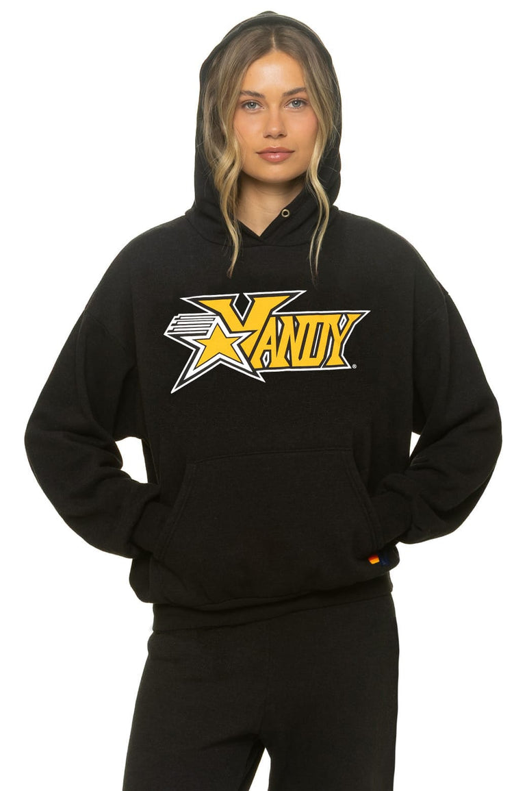 VANDERBILT UNIVERSITY 2026 RELAXED PULLOVER HOODIE - BLACK