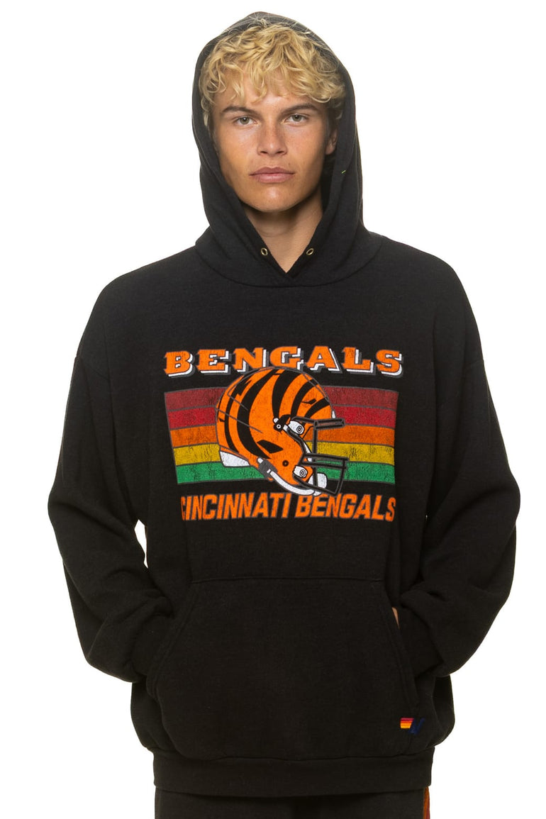 CINCINNATI BENGALS HELMET RELAXED PULLOVER HOODIE - BLACK