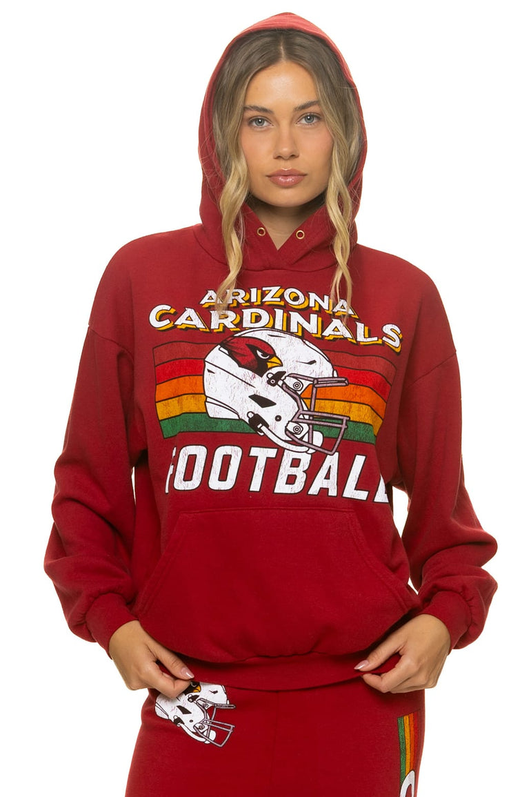 ARIZONA CARDINALS HELMET RELAXED PULLOVER HOODIE - CRIMSON