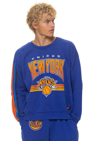 NEW YORK KNICKS 2026 RELAXED CREW SWEATSHIRT - KNICKS BLUE