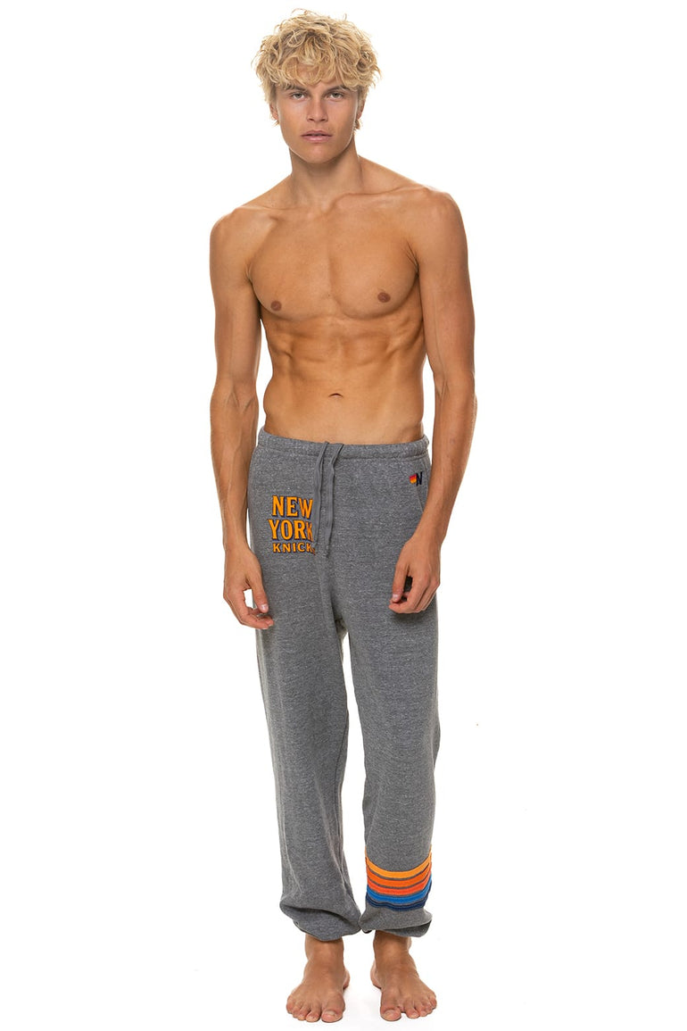 NEW YORK KNICKS 2026 UNISEX SWEATPANTS - HEATHER GREY