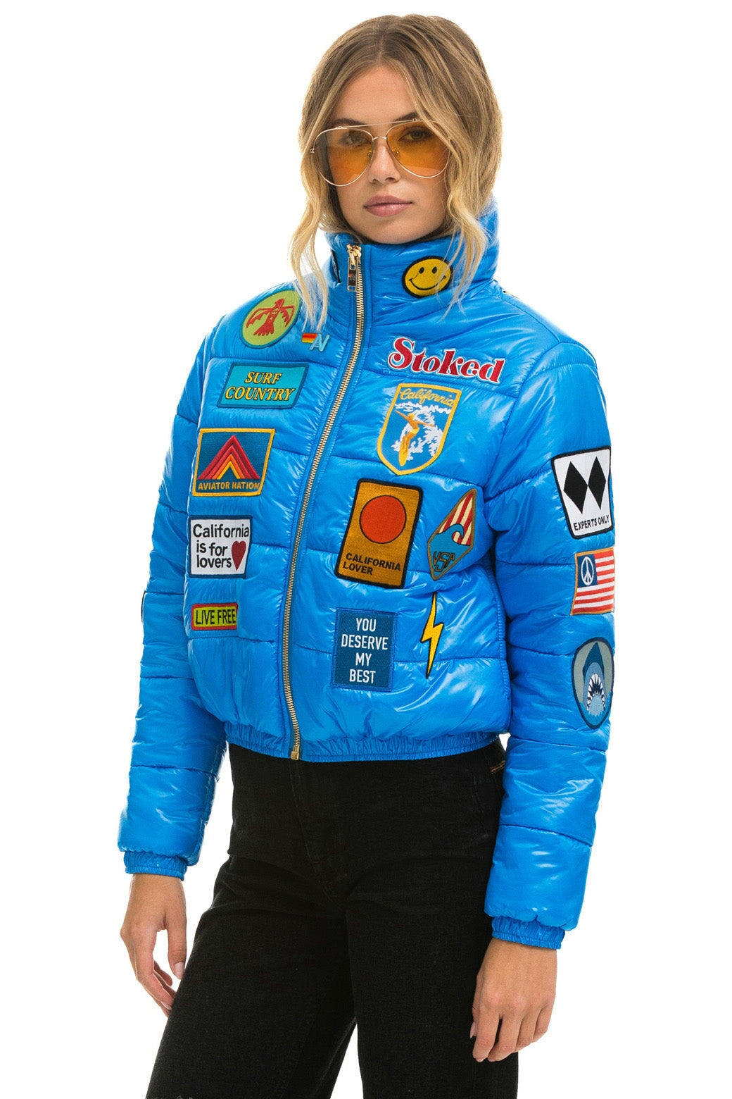 VINTAGE PATCH APRES PUFFER JACKET - BLUE CINA GLOSSY Women&#39;s Outerwear Aviator Nation 