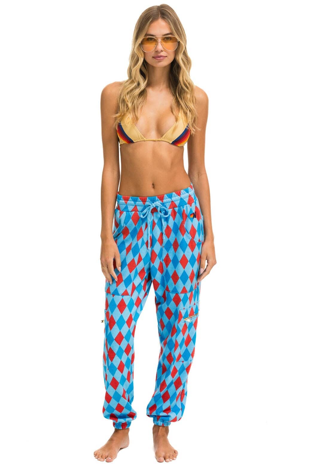 DIAMOND REPEAT SMILEY 2 EMBROIDERY CARGO COLOR BLOCK SWEATPANTS - SKY SALE Aviator Nation 