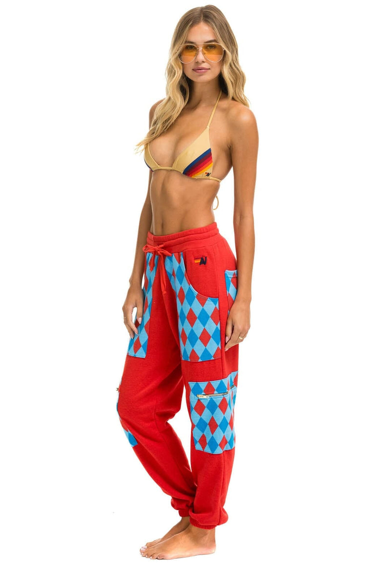 DIAMOND SMILEY 2 EMBROIDERY CARGO COLOR BLOCK SWEATPANTS - RED //SKY SALE Aviator Nation 