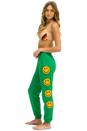SMILEY 2 SWEATPANTS - KELLY GREEN