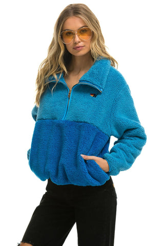 WOMEN'S TEDDY APRES HALF ZIP COLOR BLOCK JACKET - OCEAN Women's Outerwear Aviator Nation 