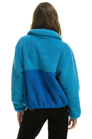 WOMEN'S TEDDY APRES HALF ZIP COLOR BLOCK JACKET - OCEAN Women's Outerwear Aviator Nation 